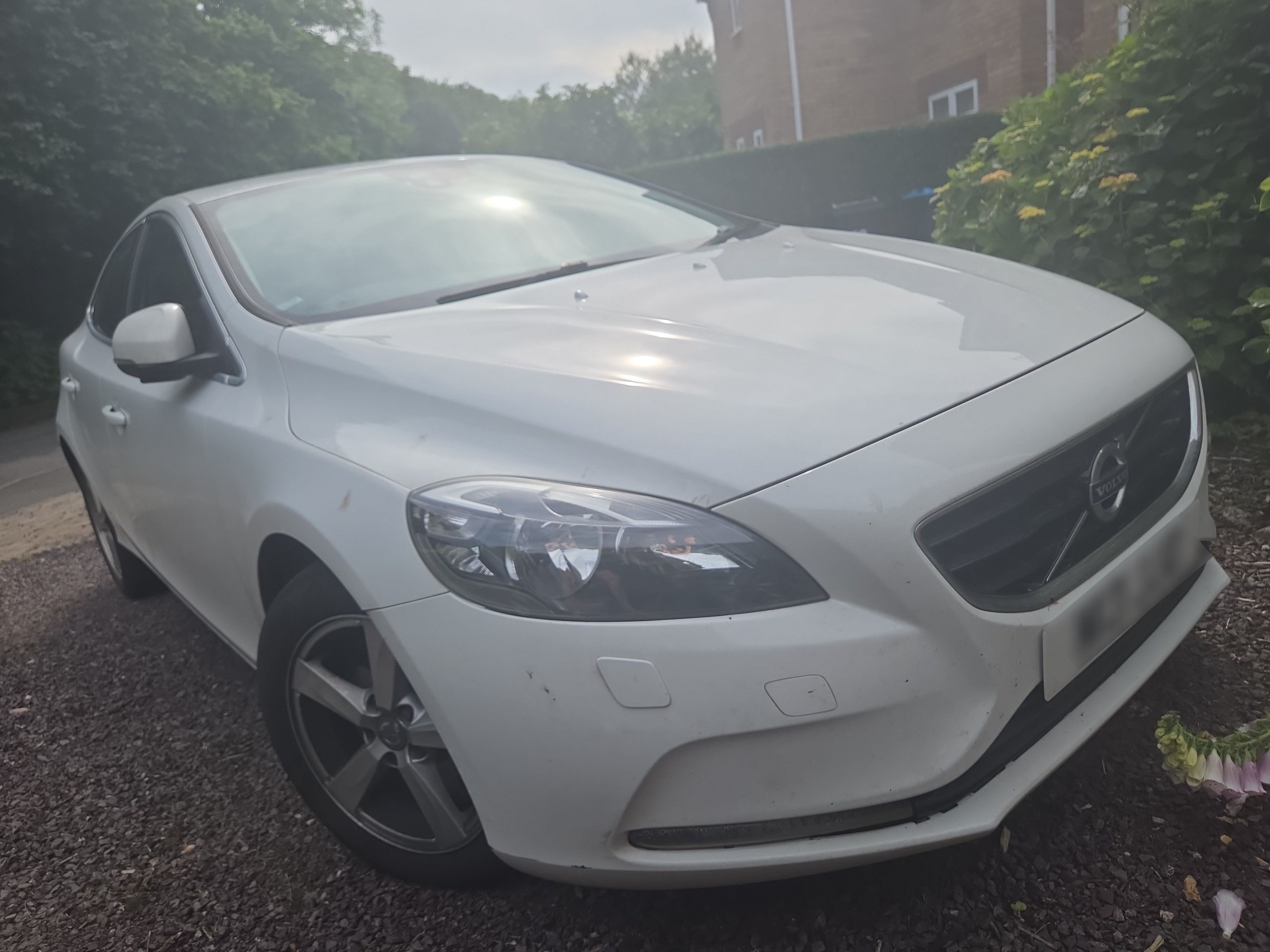Volvo V40