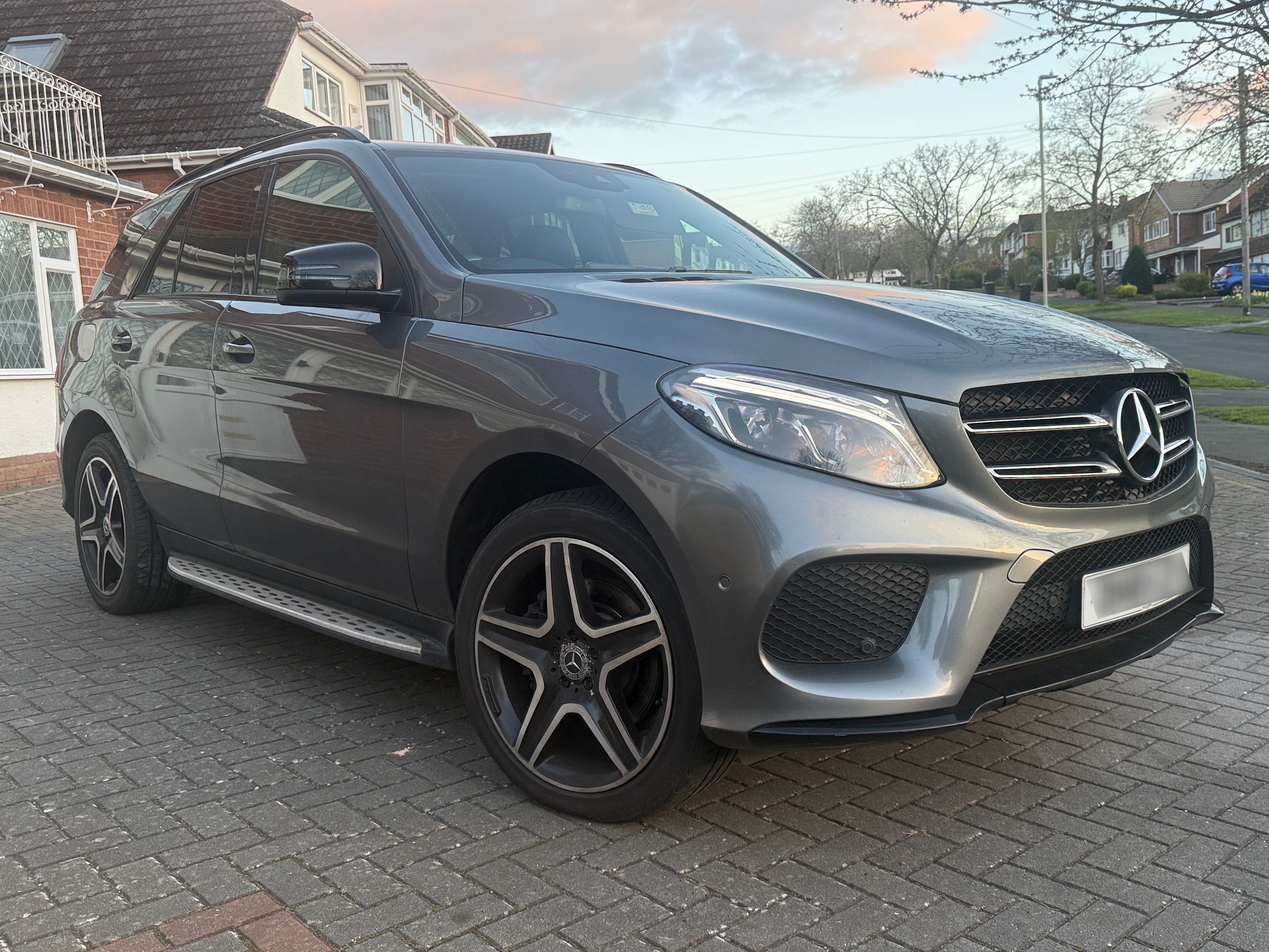 Mercedes GLE 250 AMG Night ED D 4M A