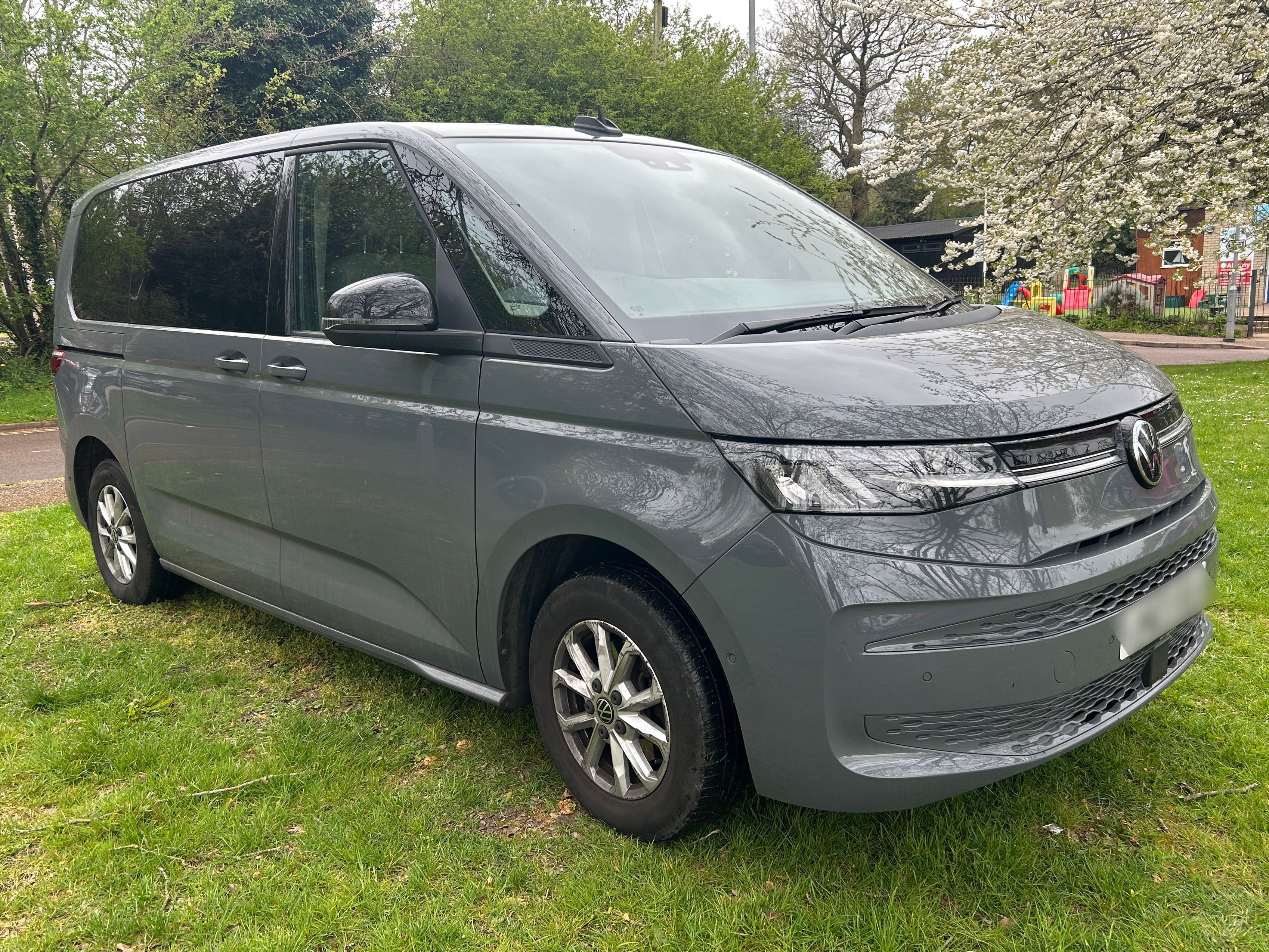 Volkswagen Multivan Life TSI S-A