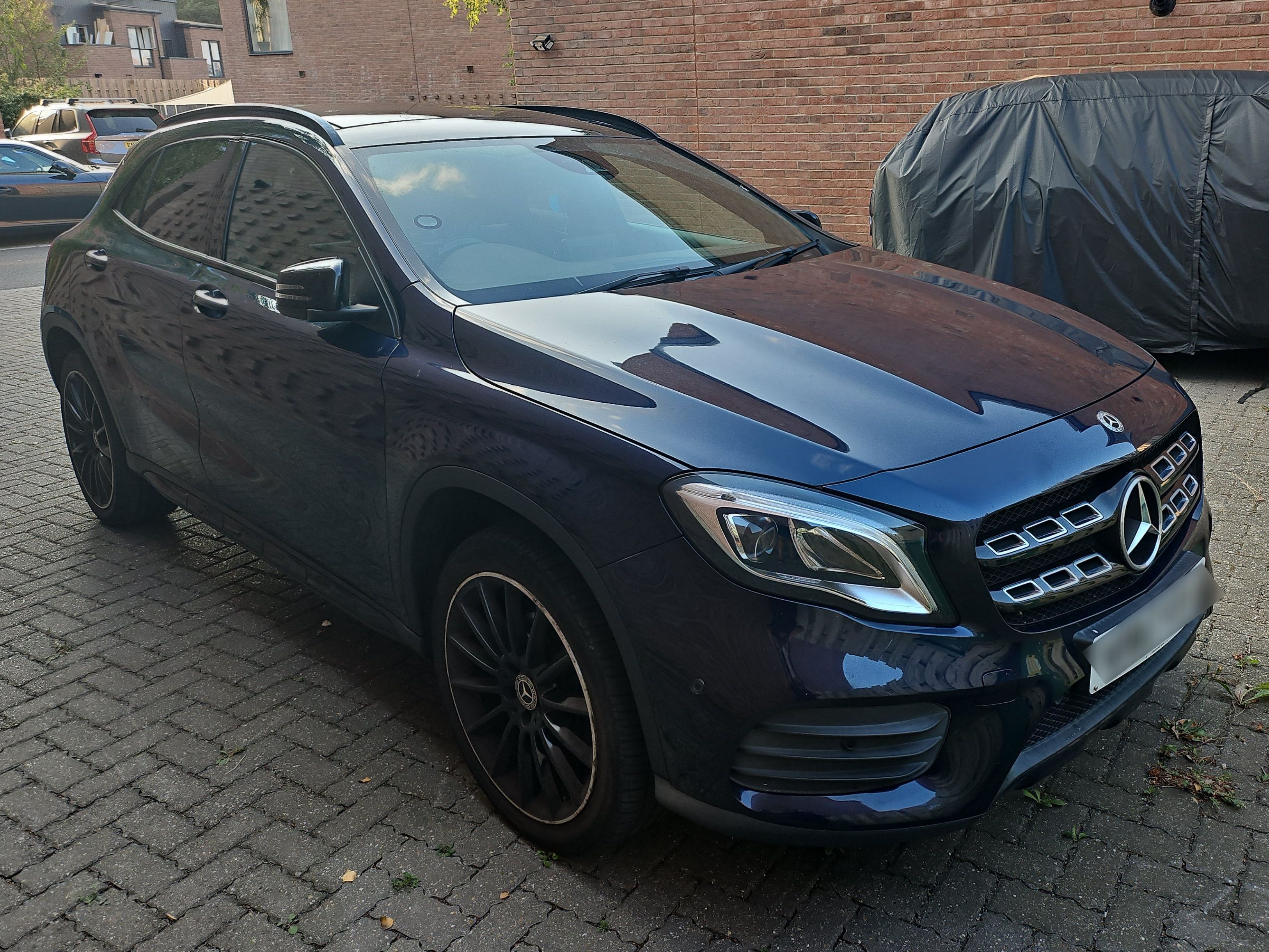 Mercedes GLA 200 AMG Line Premium + A