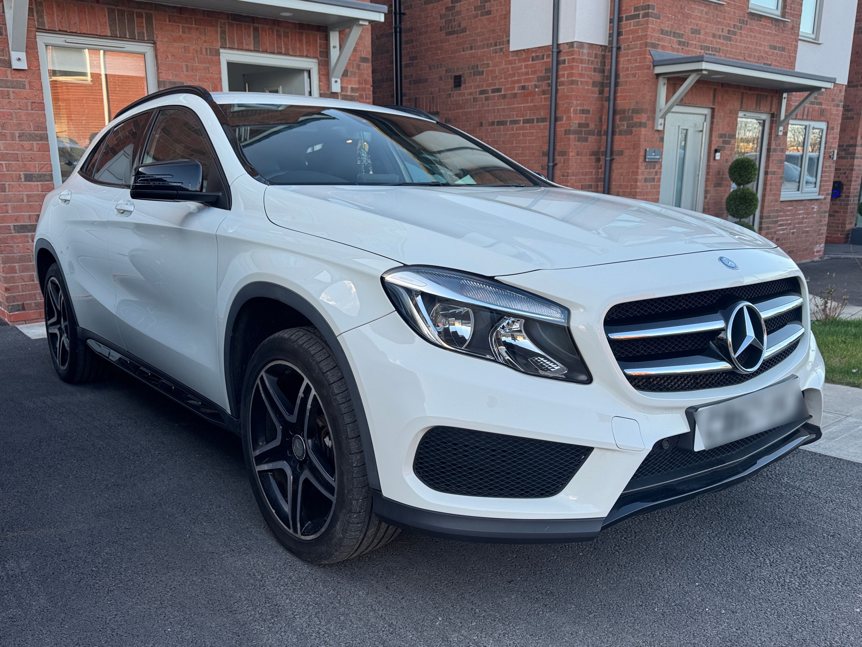 Mercedes GLA 200 D AMG Line