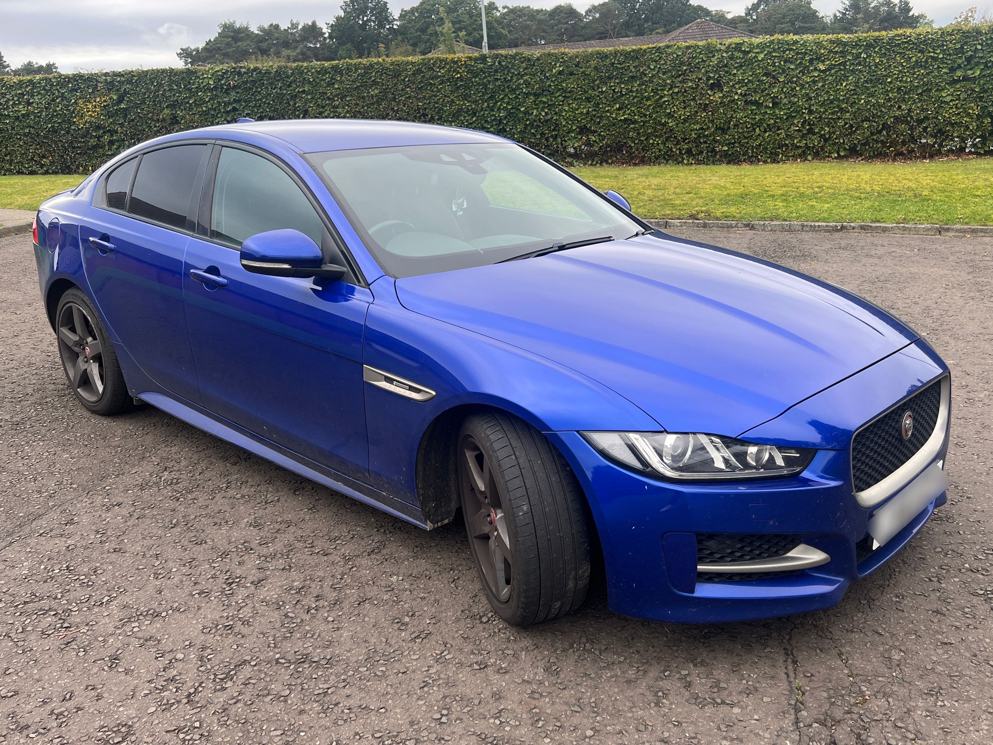 Jaguar XE R-Sport D Auto