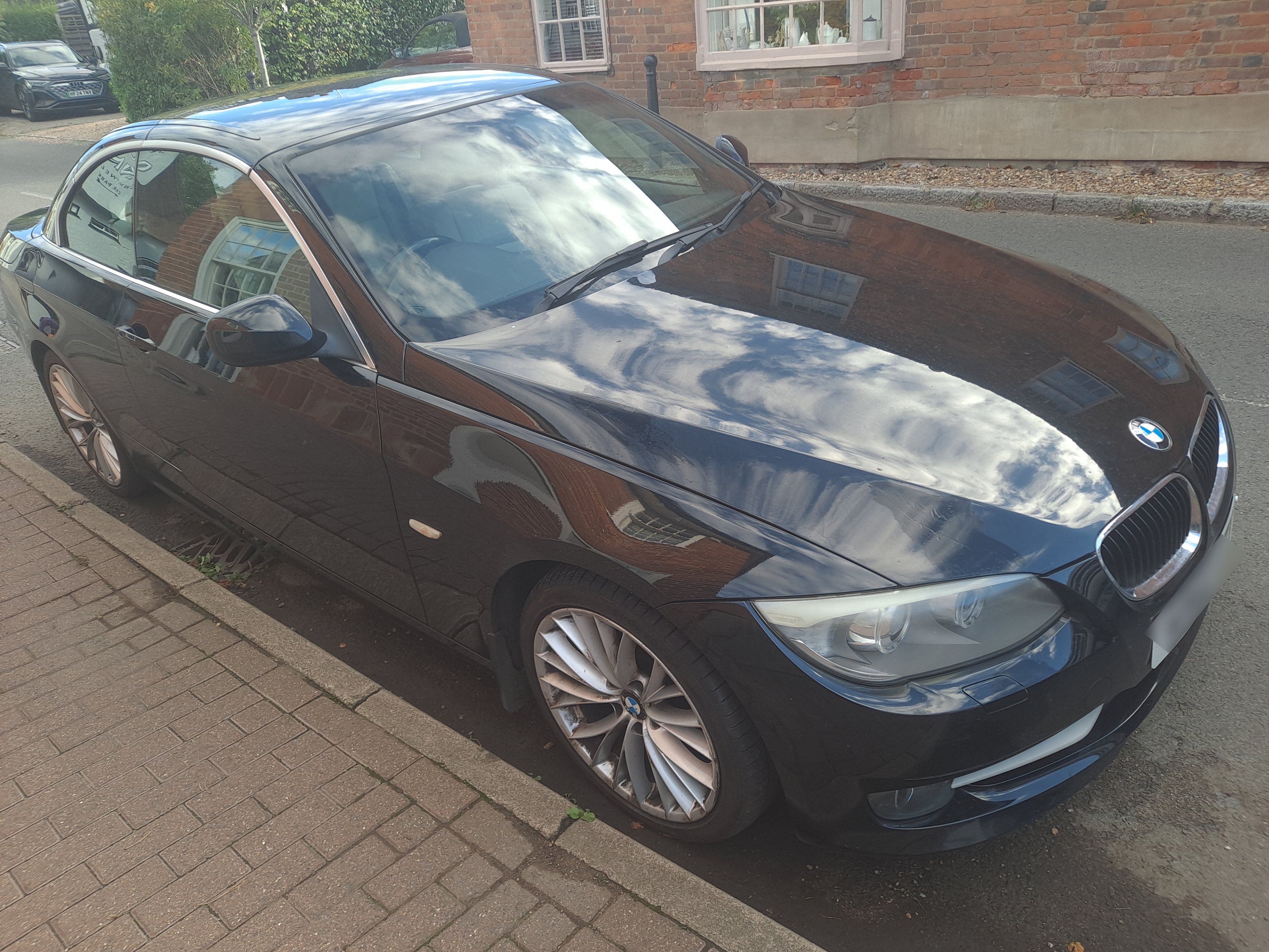 BMW 320I SE