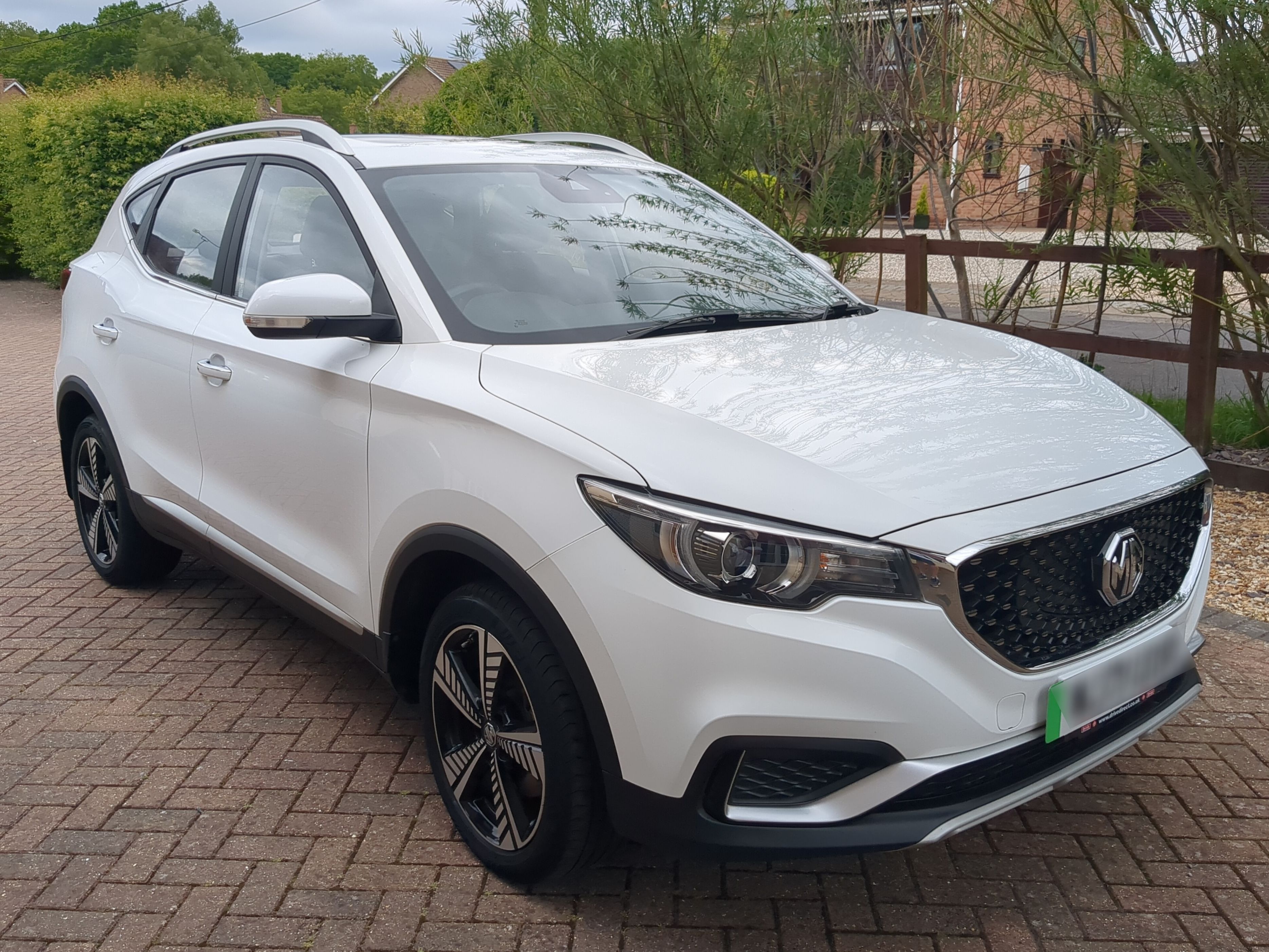MG ZS