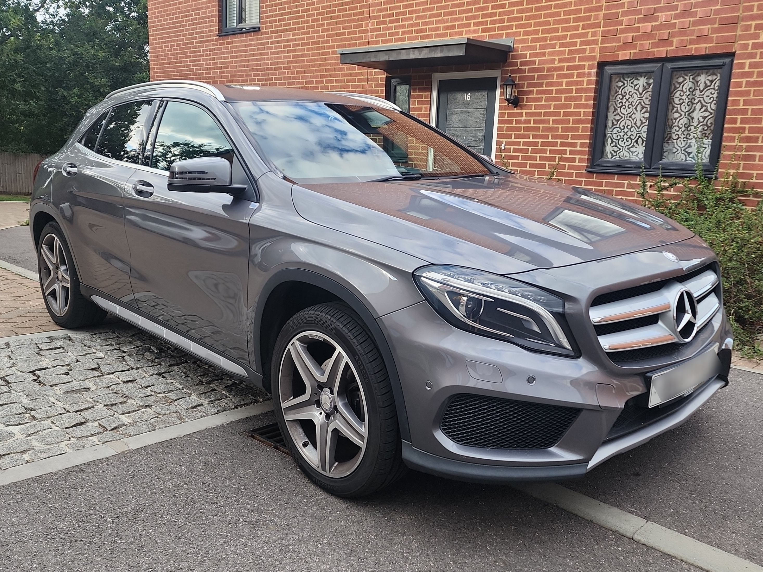 Mercedes GLA 200 D 4MAT AMG Line Prem A