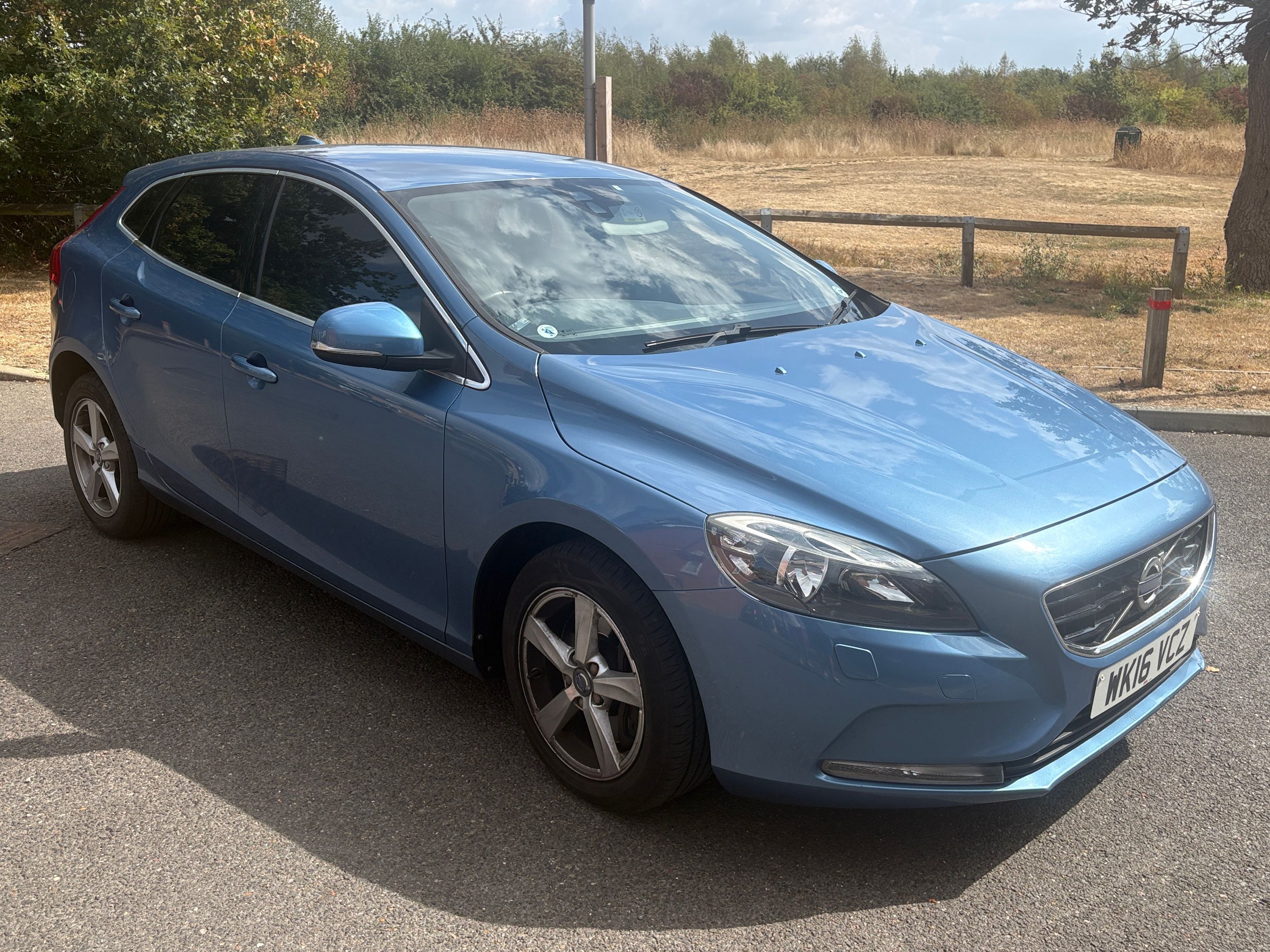 Volvo V40