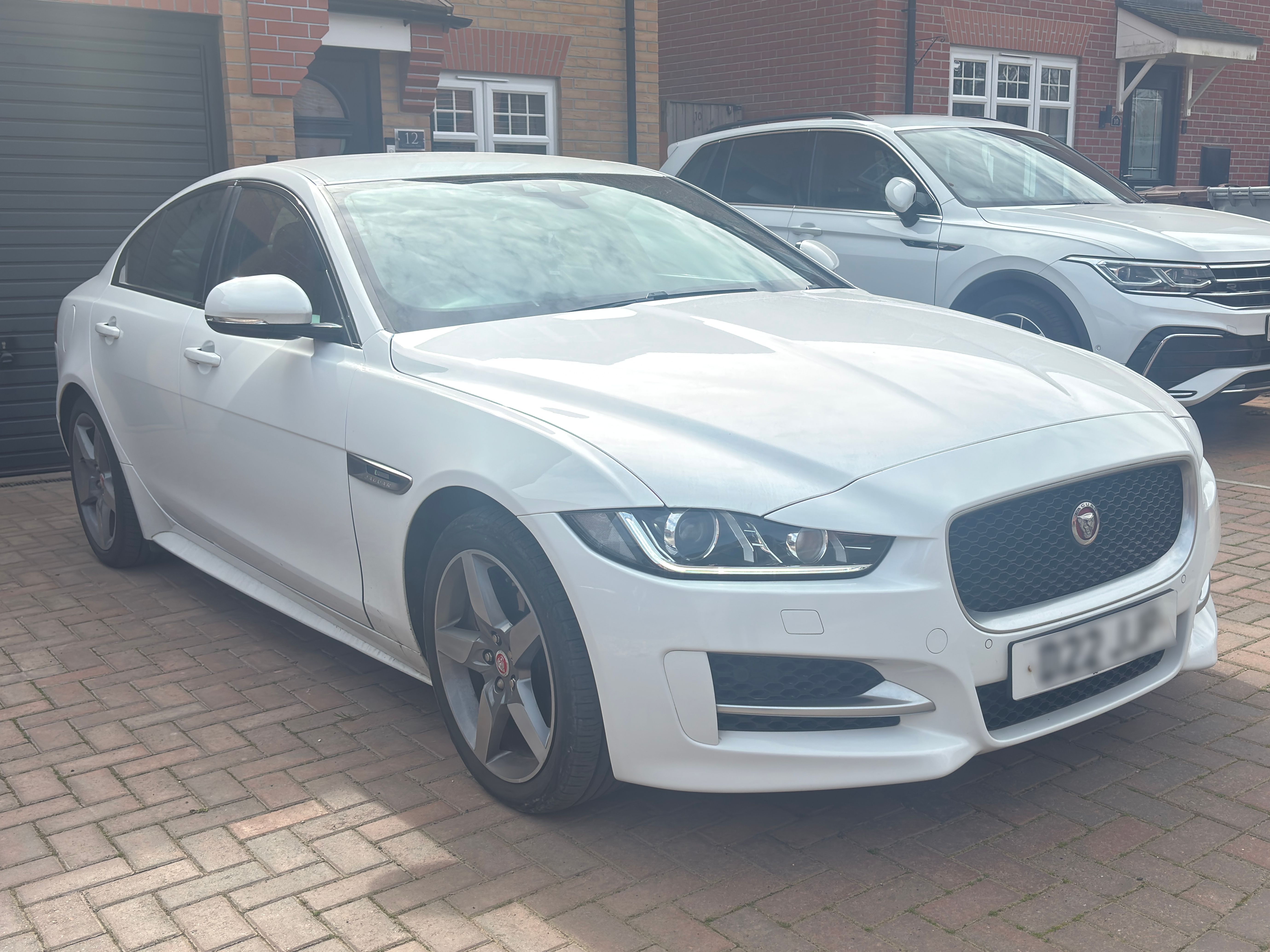 Jaguar XE R-Sport I Auto
