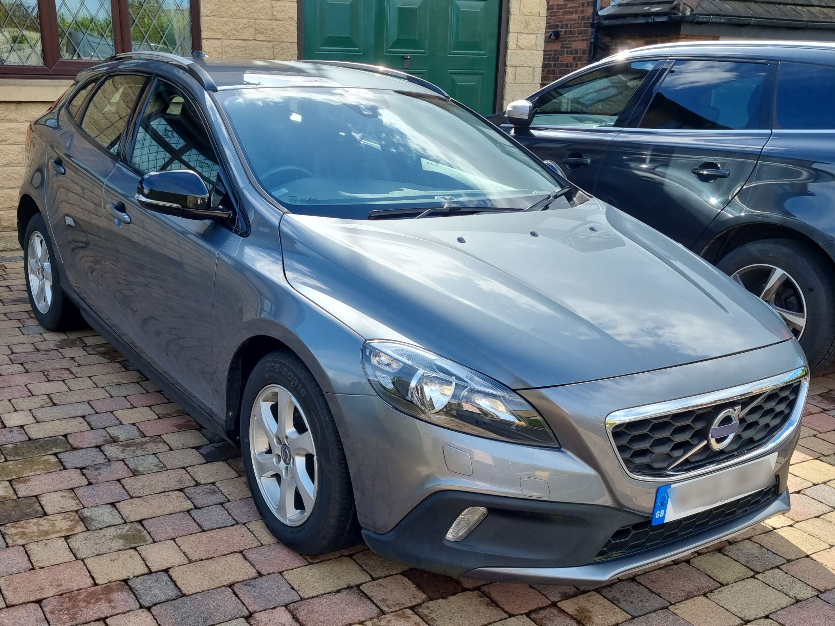 Volvo V40