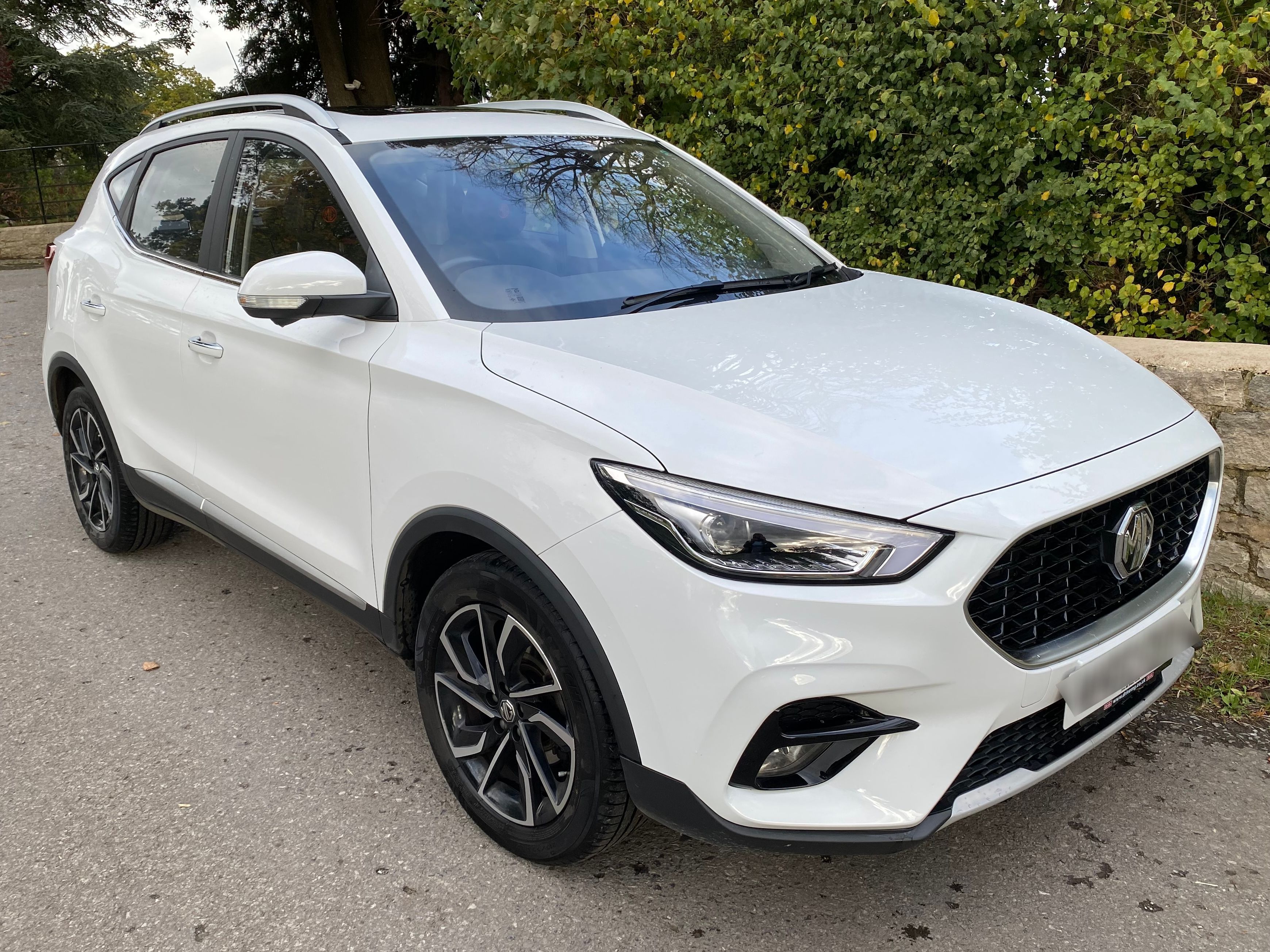 MG ZS