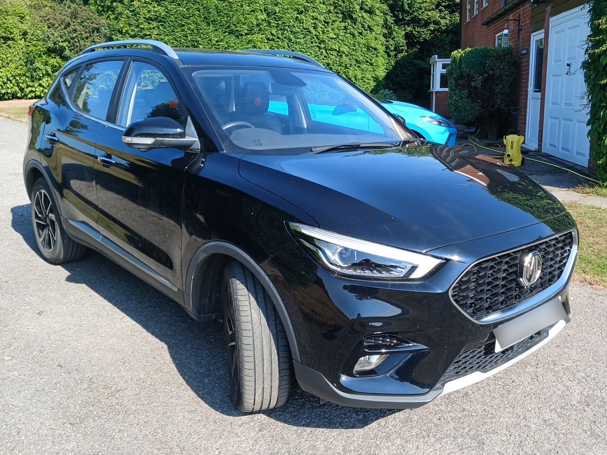 MG ZS
