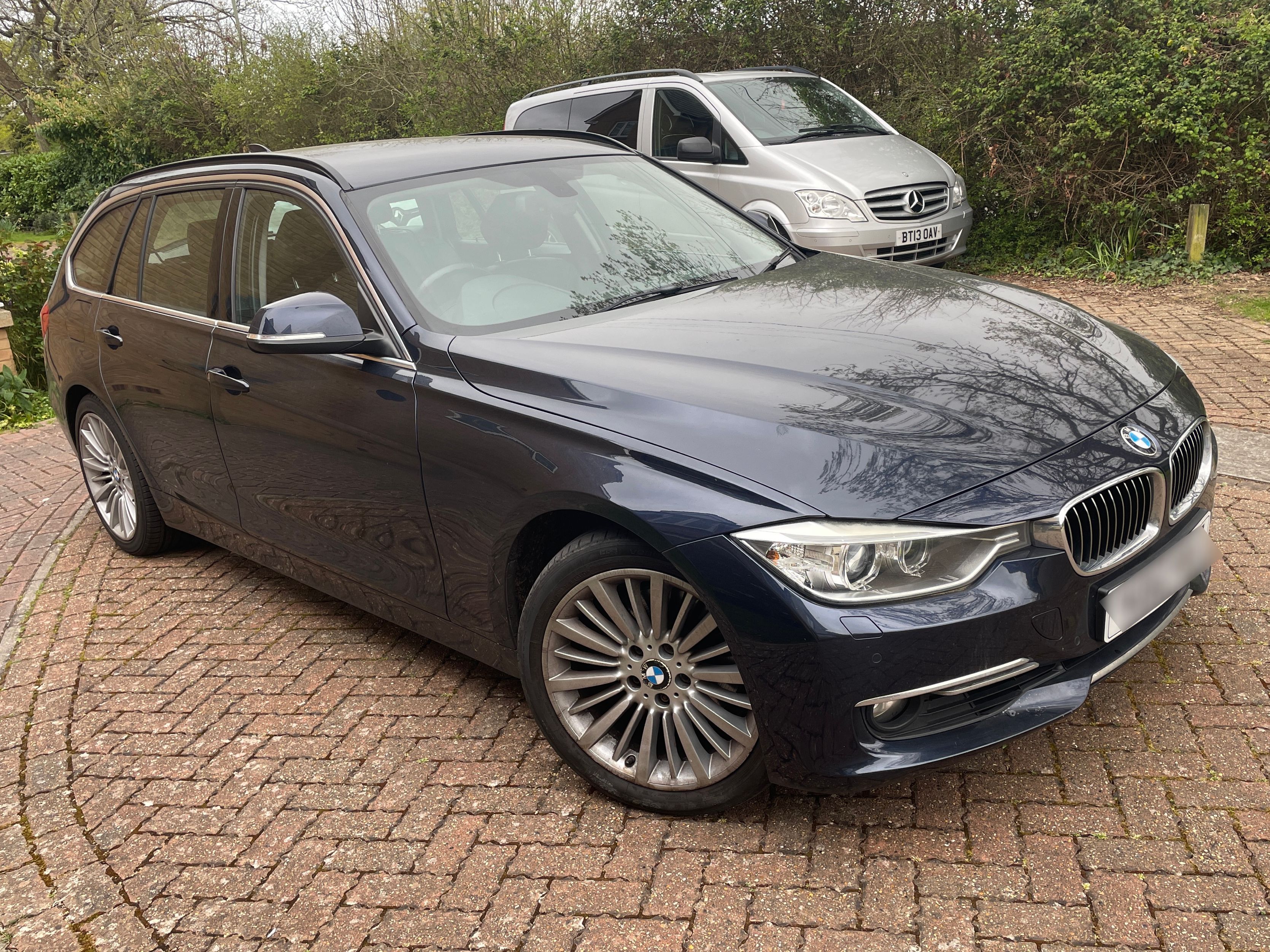 BMW 328I Luxury Touring Auto