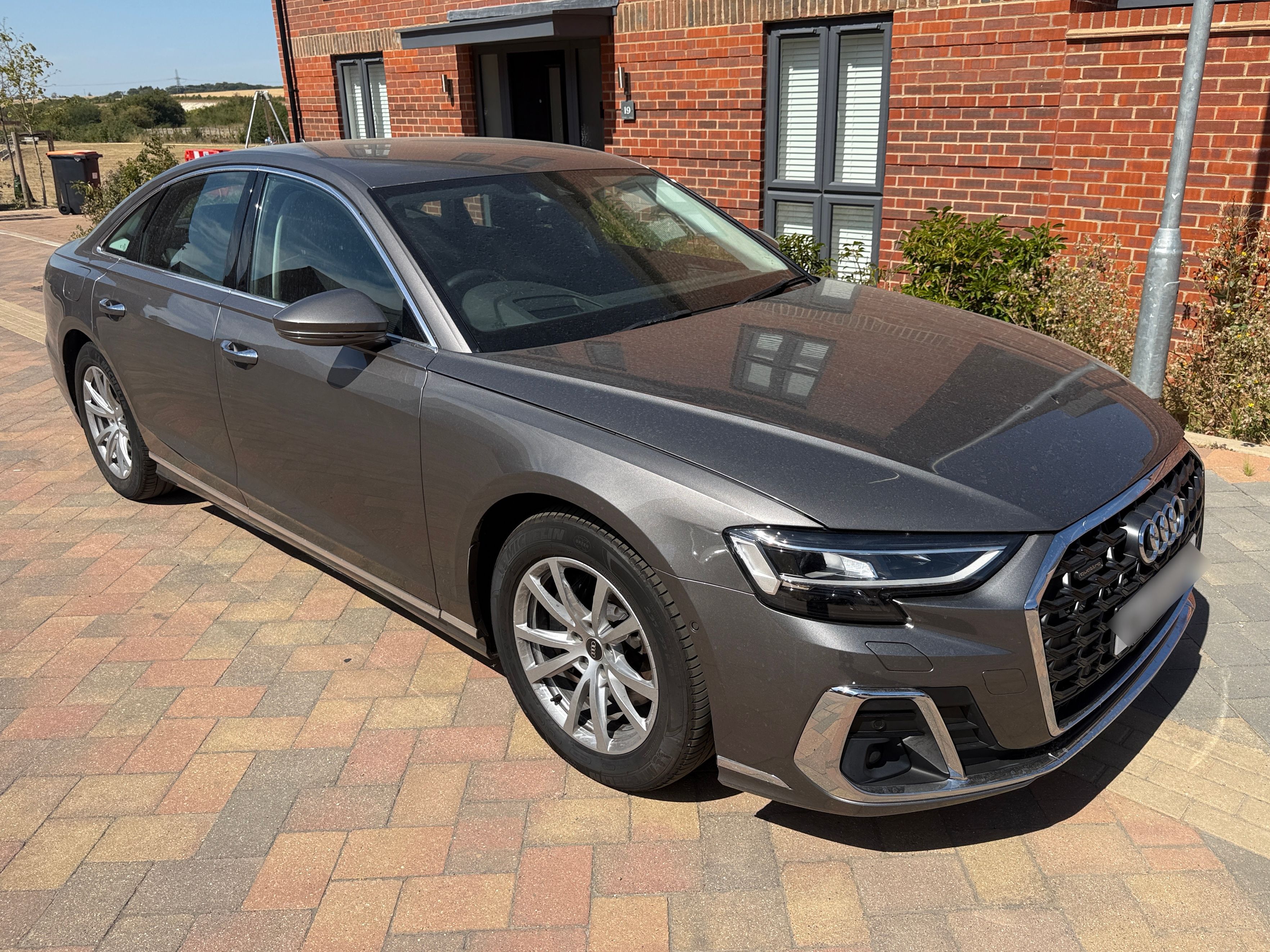 Audi A8