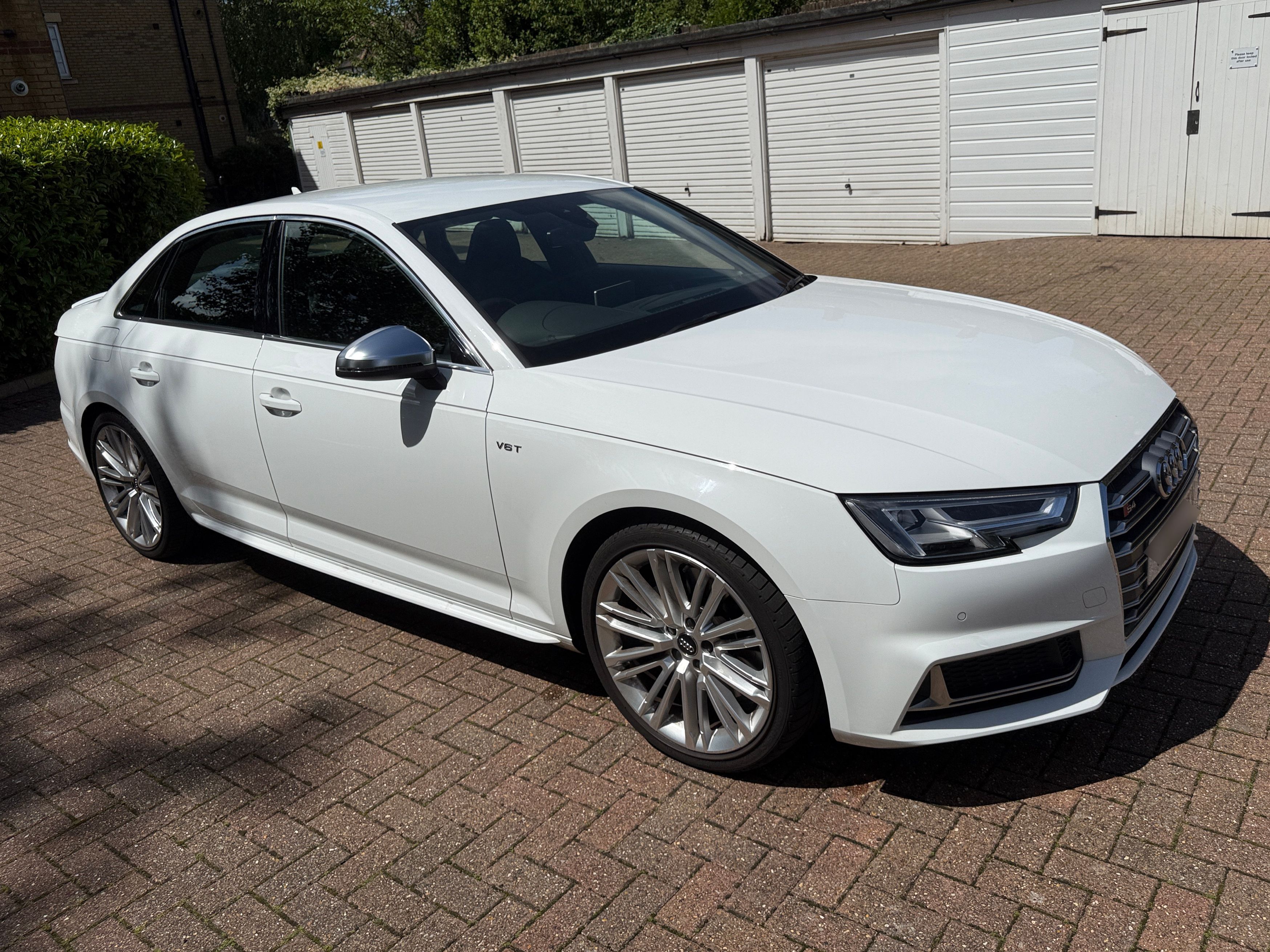 Audi S4
