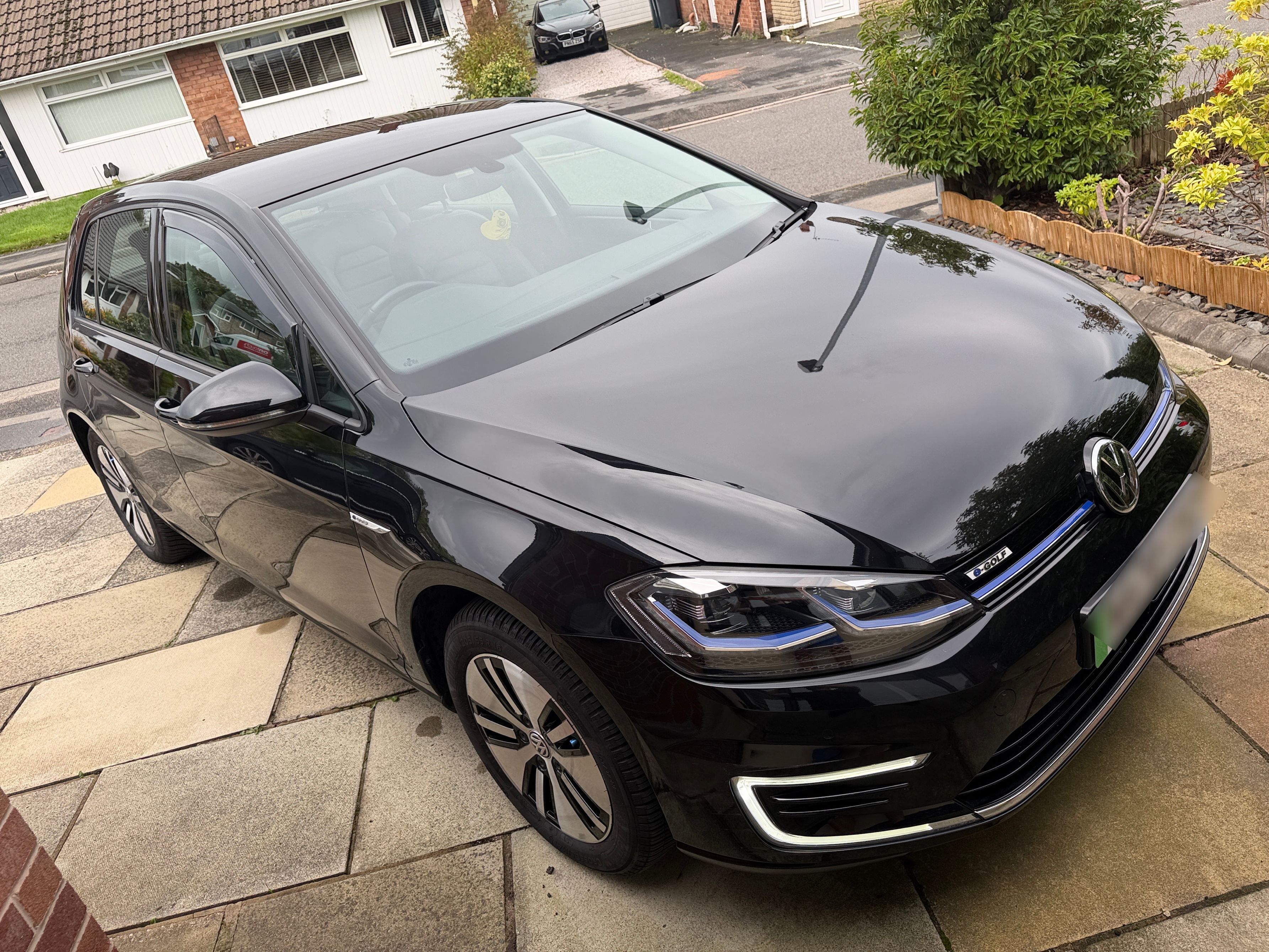 Volkswagen E-GOLF