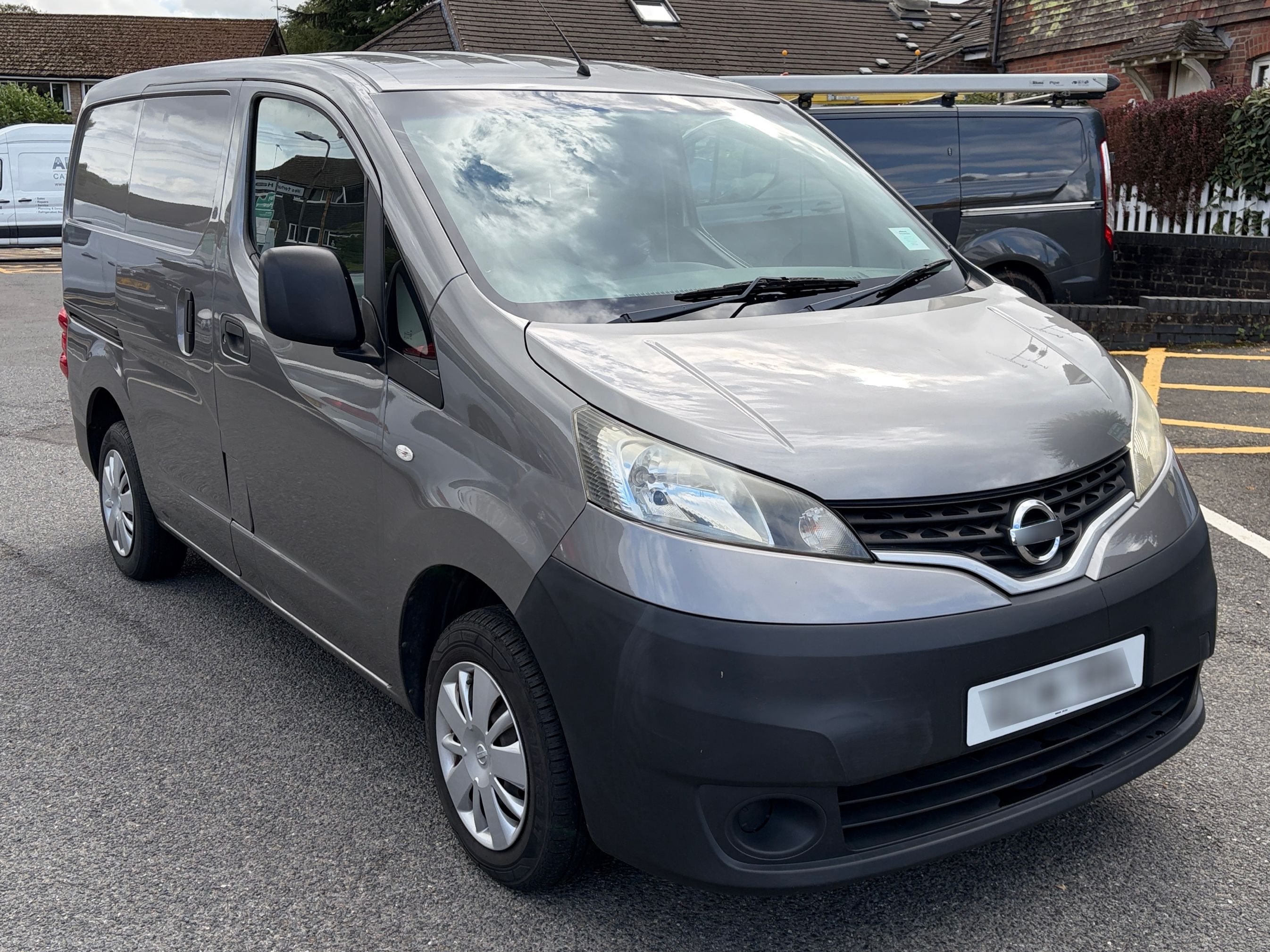 Nissan NV200