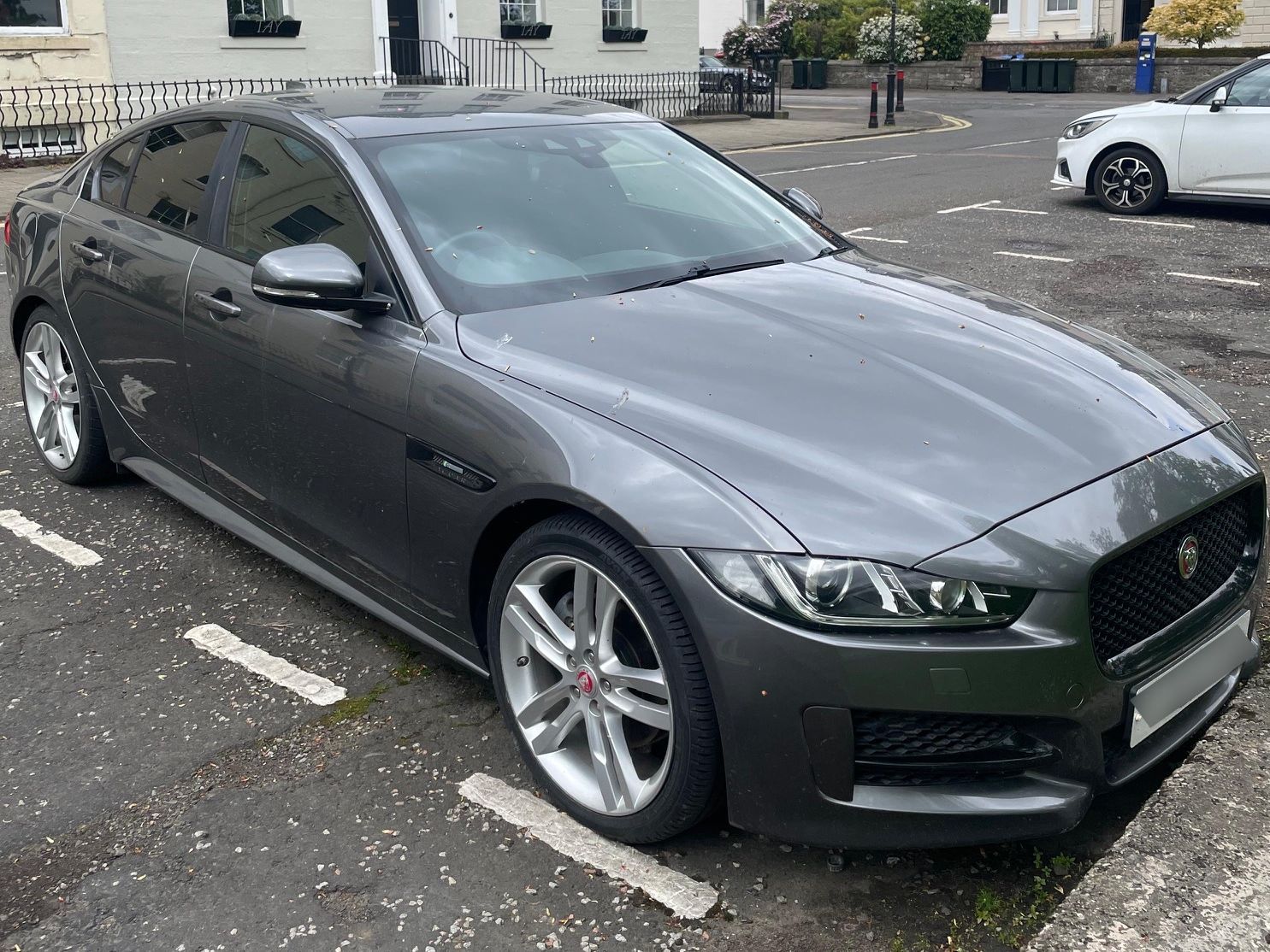 Jaguar XE R-Sport D Auto