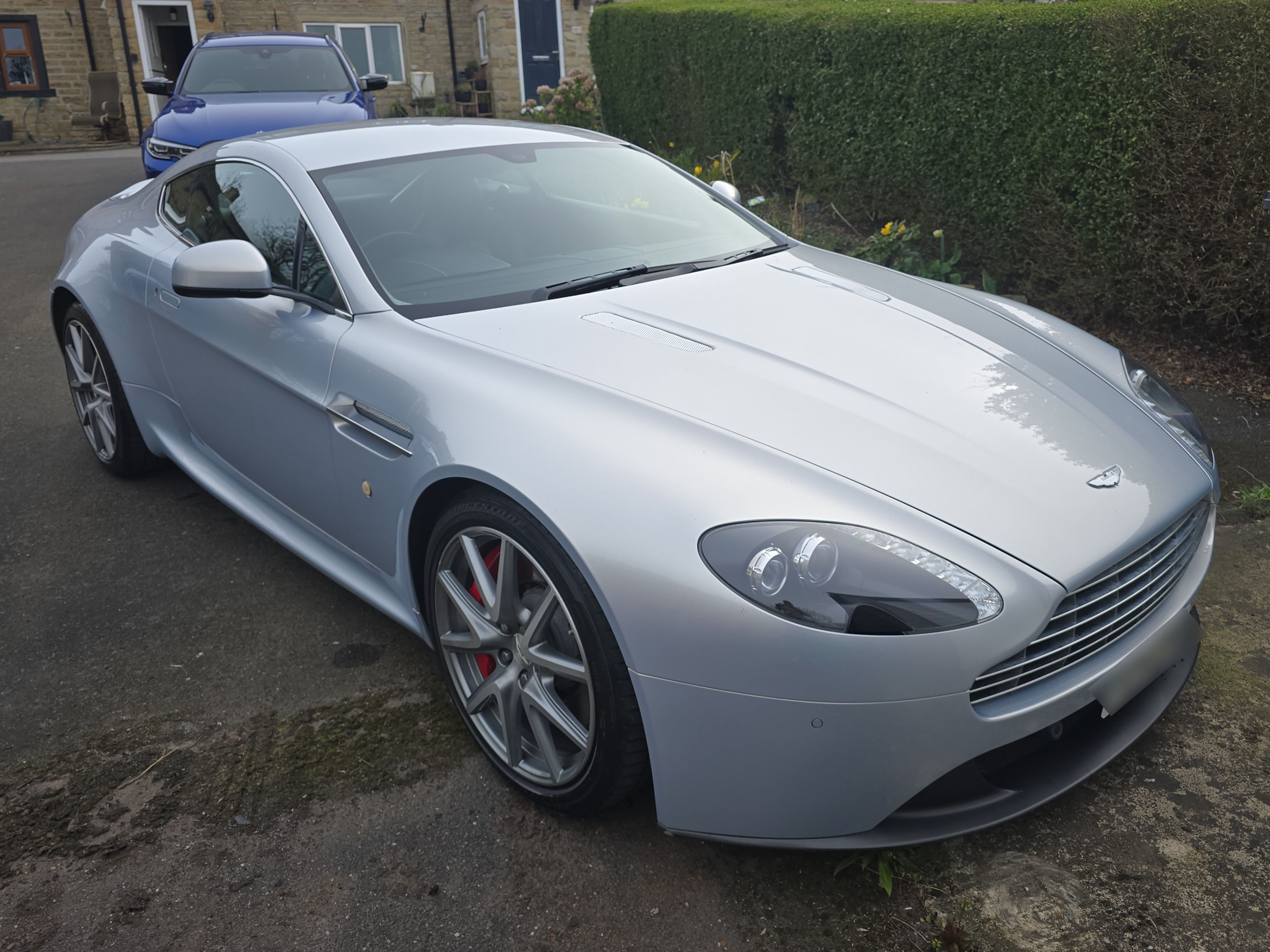 Aston Martin Vantage